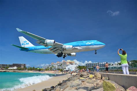 Are you searching for American Airlines flights from Washington, D.C. to St. Maarten/St. Martin? Find the best selections and fly in style. 